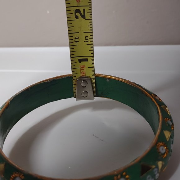 Large Green India Bangle - Picture 11 of 15